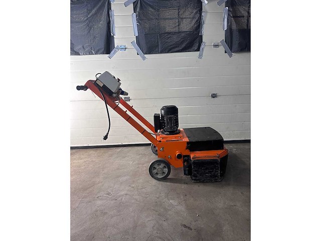Trelawny - 2012 - tcg500 - concrete floor sander - afbeelding 1 van  5