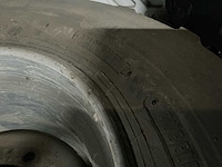 Trelleborg graafmachine band op velg (2x) - afbeelding 10 van  10