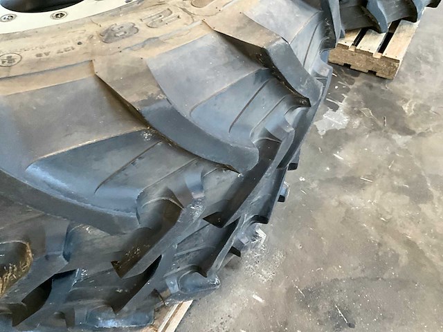 Trelleborg tm600 band met velg (2x) - afbeelding 3 van  7