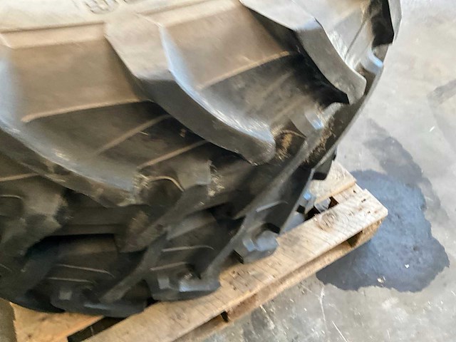 Trelleborg tm600 band met velg (2x) - afbeelding 7 van  7