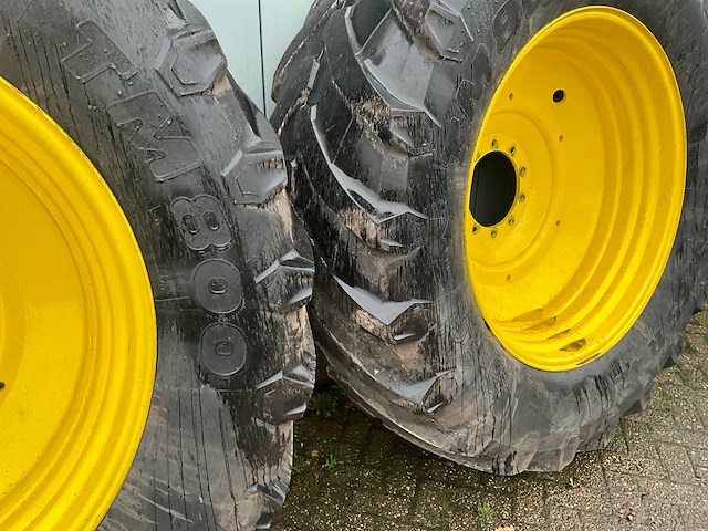 Trelleborg tm800 650/65r42 band met velg (2x) - afbeelding 7 van  11
