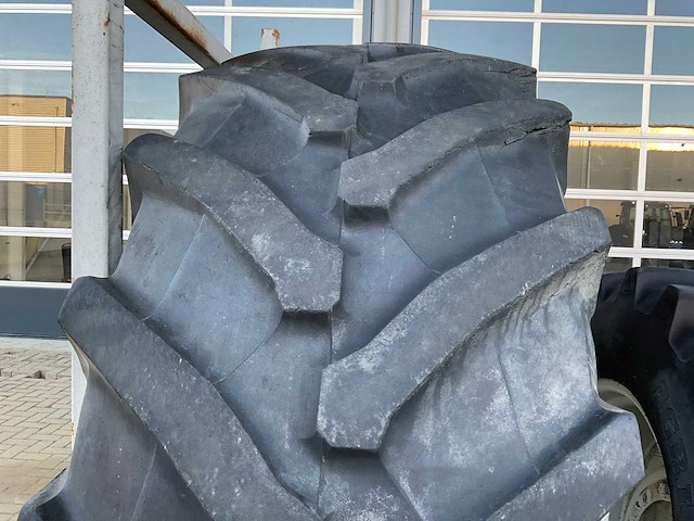 Trelleborg tm800 & bkt agrimax wielen set - afbeelding 3 van  4