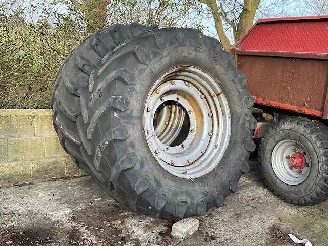 Trelleborg tm800 landbouw wiel (2x) - afbeelding 1 van  4