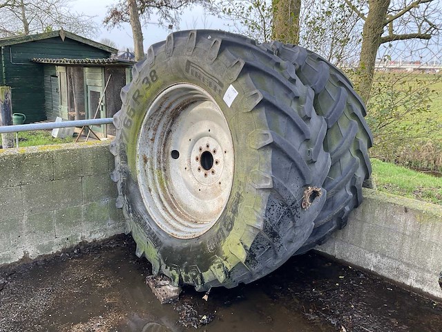 Trelleborg tm800 landbouw wiel (2x) - afbeelding 1 van  4