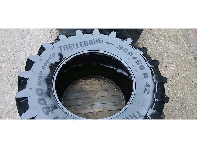 Trelleborg tm900 900/60 r42 banden (2x) - afbeelding 5 van  8
