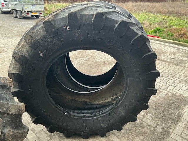 Trelleborg tm900 high power band, wiel en velg - afbeelding 4 van  7