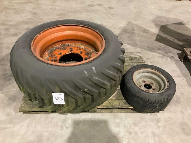 Trelleborg twin 404 landbouw wiel - afbeelding 1 van  3