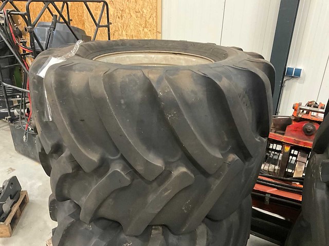 Trelleborg twin 422 band met velg (4x) - afbeelding 3 van  11