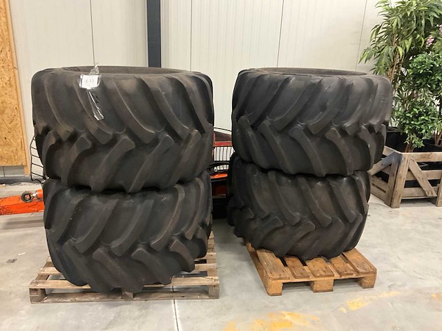Trelleborg twin 422 band met velg (4x) - afbeelding 1 van  11