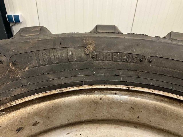 Trelleborg twin 422 band met velg (4x) - afbeelding 9 van  11