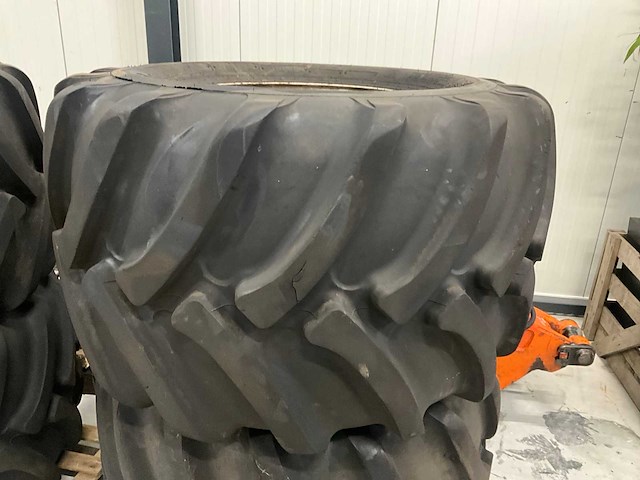 Trelleborg twin 422 band met velg (4x) - afbeelding 10 van  11
