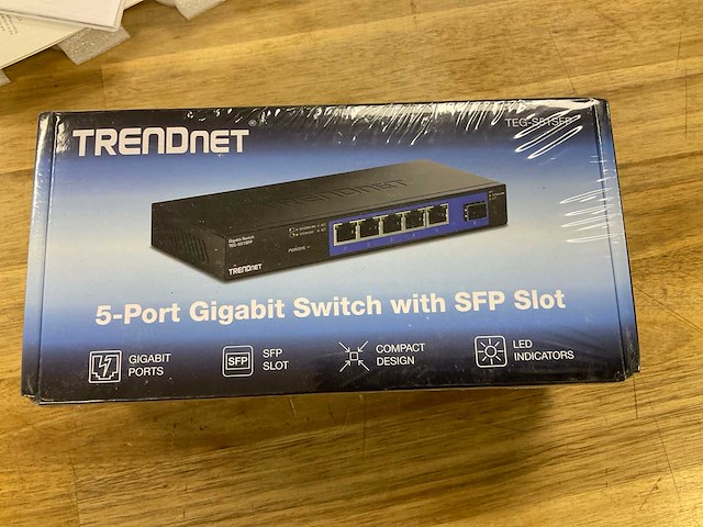 Trendnet 5-port gigabit switch - afbeelding 1 van  2