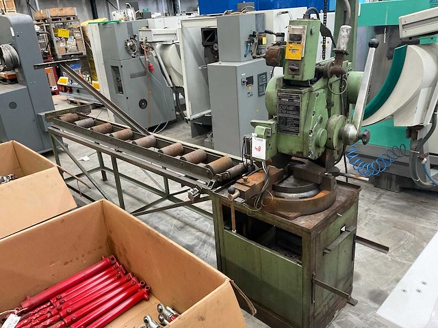 Trennjaeger vc260 afkortzaagmachine - afbeelding 1 van  7