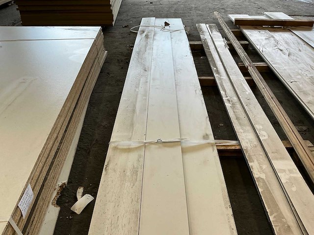 Trespa boeidelen 6x200 cm (11x) - afbeelding 3 van  4