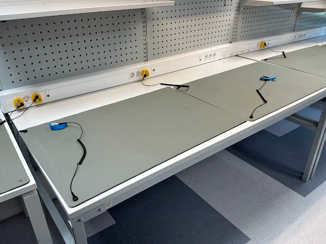 Treston esd werktafel (2x) - afbeelding 2 van  5