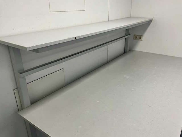 Treston modulaire laboratorium tafel - afbeelding 2 van  3