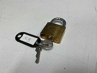 Tri-circle hangslot (11x) - afbeelding 1 van  7