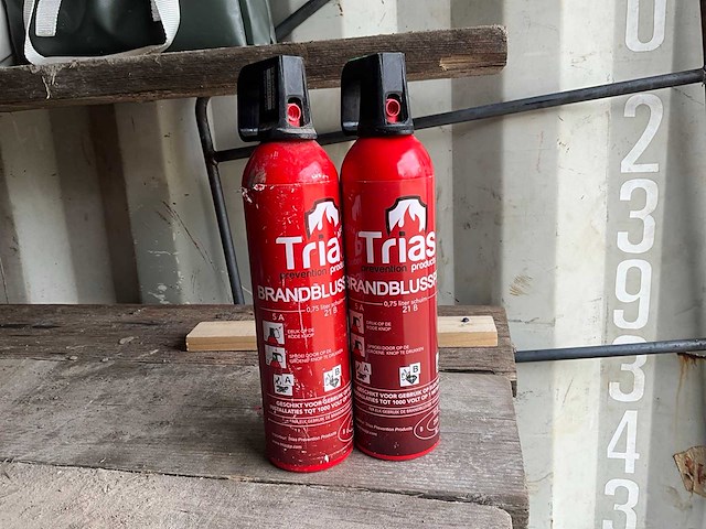 Trias schuim 0,75 liter brandblusser (2x) - afbeelding 1 van  5