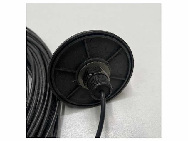 Triband gsm/umts antenna with 20m cable 20-hp08hf25 - afbeelding 3 van  5