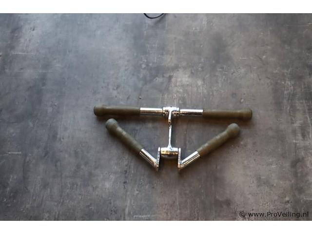 Triceps v-bar - afbeelding 1 van  3