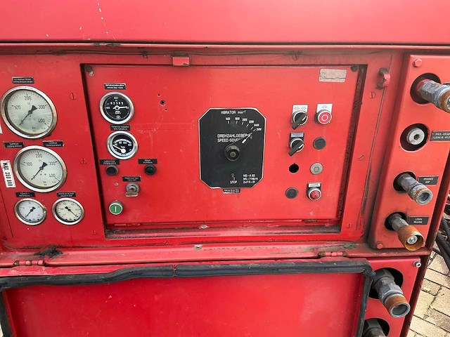 Trilblok met hydraulische powerpack - afbeelding 24 van  24