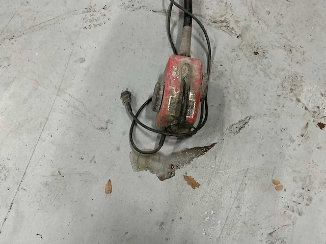 Trilnaald - afbeelding 2 van  2