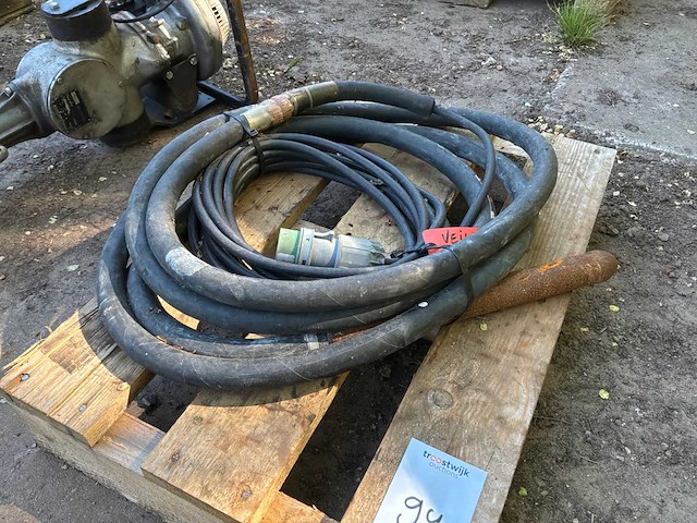 Trilnaald - afbeelding 3 van  3