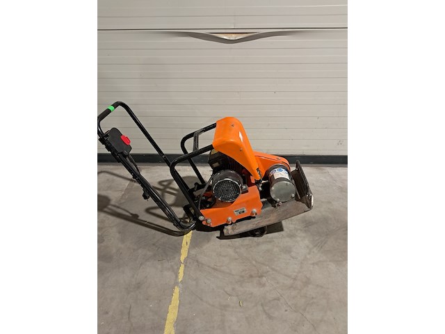 Trilplaat - 14kn - 230v, euro shatal, pc1443e, 2014 - afbeelding 1 van  5