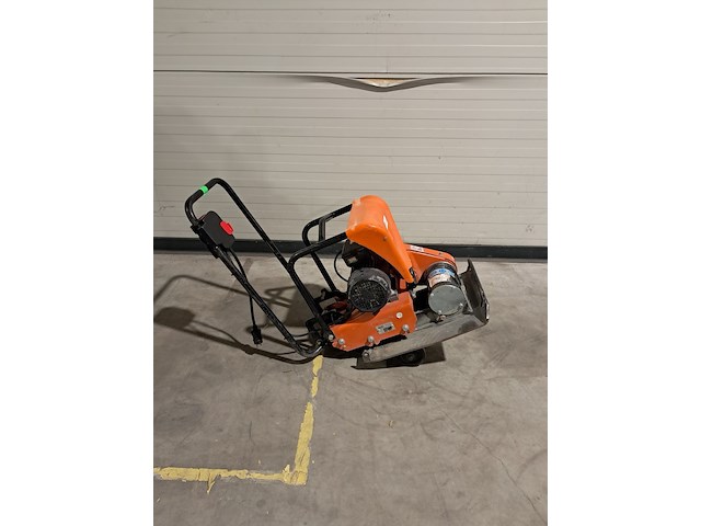 Trilplaat - 14kn - 230v, euro shatal, pc1443e, 2017 - afbeelding 1 van  5