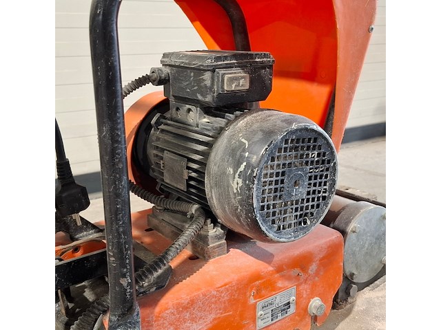 Trilplaat - 14kn - 230v euro shatal, pc1443e, bouwjaar 2016 - afbeelding 8 van  13