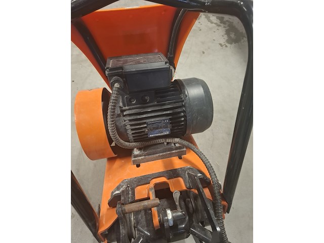 Trilplaat - 14kn - 230v euro shatal, pc1443e, bouwjaar 2019 - afbeelding 6 van  8