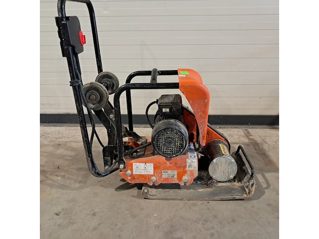 Trilplaat - 14kn - 230v euro shatal, pc1443e, bouwjaar 2022 - afbeelding 1 van  10