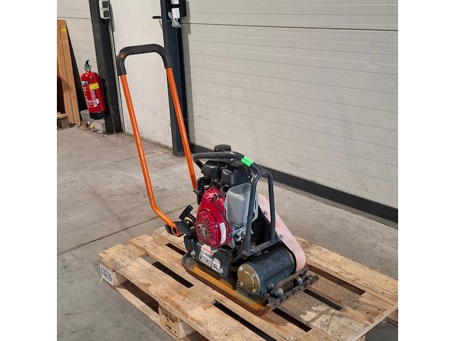 Trilplaat 11kn benzine, altrad belle, pclx 320, 2014 - afbeelding 5 van  10