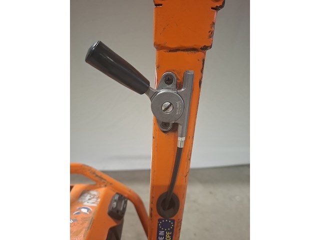 Trilplaat 25kn diesel ammann, apr25/50, bouwjaar 2022 - afbeelding 9 van  9