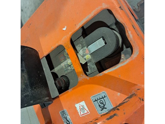 Trilplaat 35kn diesel vooruit en achteruit, bomag, bpr 35/60 d, 2014 - afbeelding 5 van  14