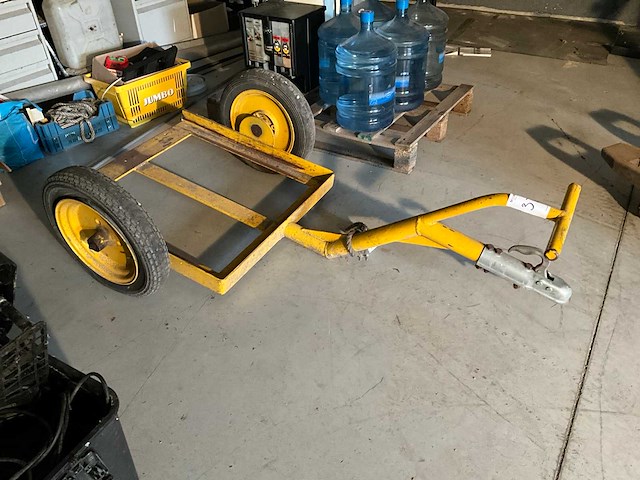Trilplaat aanhangwagen - afbeelding 1 van  8