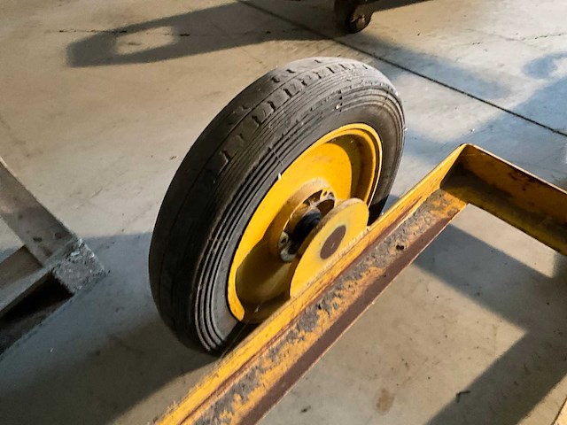 Trilplaat aanhangwagen - afbeelding 5 van  8