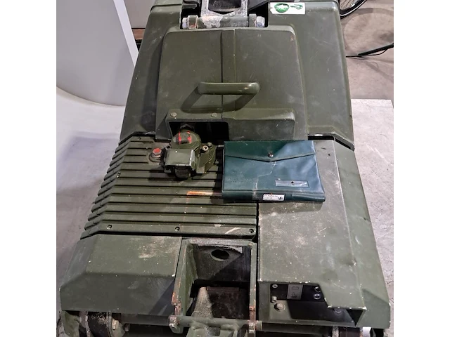 Trilplaat, ammann, avh 100-20, 2003 - afbeelding 18 van  18