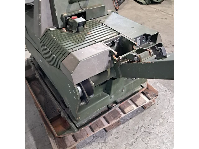 Trilplaat, ammann, avh 100-20, 2003 - afbeelding 3 van  17
