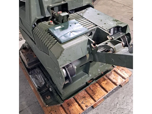 Trilplaat, ammann, avh 100-20, 2003 - afbeelding 3 van  17