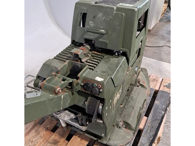 Trilplaat, ammann, avh 5020, 2003 - afbeelding 17 van  18