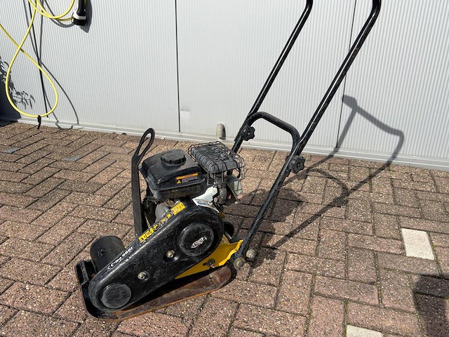 Trilplaat benzine (marge) - afbeelding 1 van  1