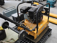 Trilplaat lumag pr-1400 pro. bouwjaar 2024. gewicht 130 kg. afmeting plaat 58 x 45 cm. - afbeelding 5 van  6