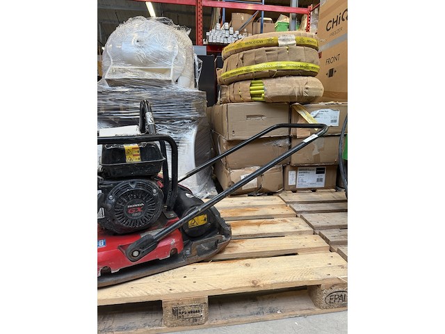 Trilplaat met honda gx160 benzine motor - afbeelding 4 van  7