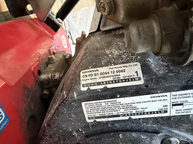 Trilplaat met honda gx160 benzine motor - afbeelding 6 van  7