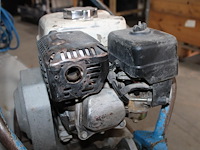 Trilplaat nn met honda motor. afmeting plaat 57 x 40 cm - afbeelding 5 van  5