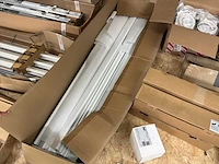 Trilux-veko-zumtobel-regiolux-steinel loodsverlichting/lijnverlichting partij - afbeelding 8 van  29