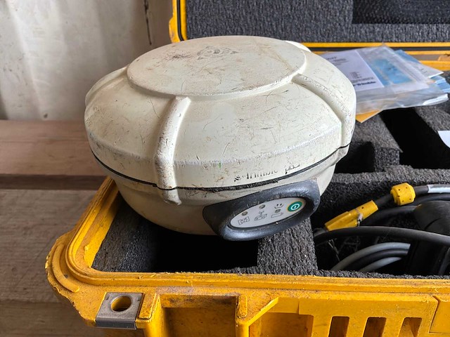 Trimble r8 gnss/ tsc2 gps-systeem - afbeelding 4 van  9