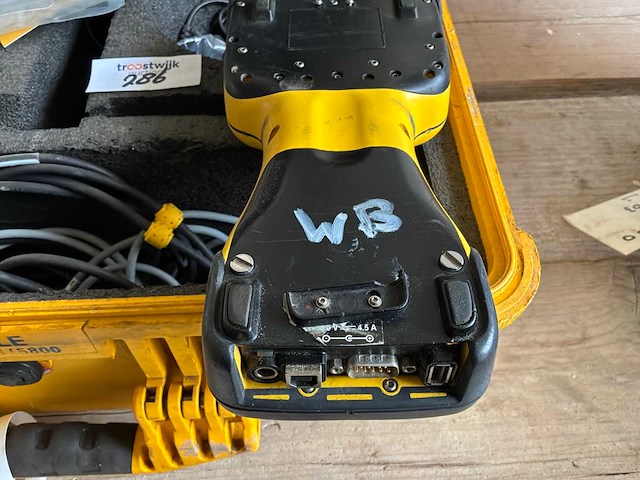 Trimble r8 gnss/ tsc2 gps-systeem - afbeelding 3 van  9