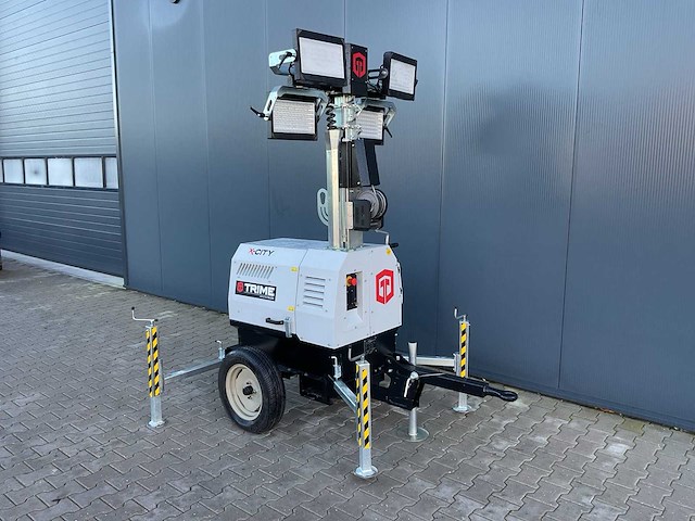Trime x-city noodverlichting - yanmar motor - afbeelding 6 van  15